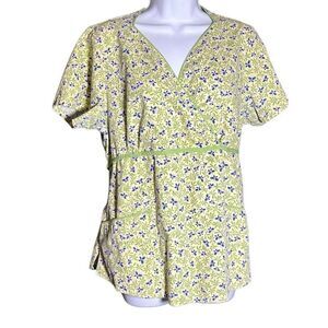 SB Scrubs Floral Print Wrap Top – Size M – Short Sleeve